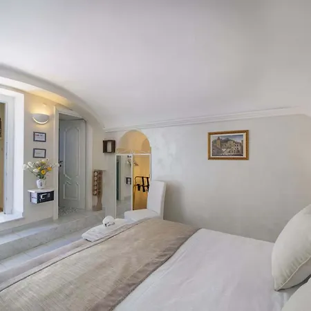 - Lauro * Amalfi